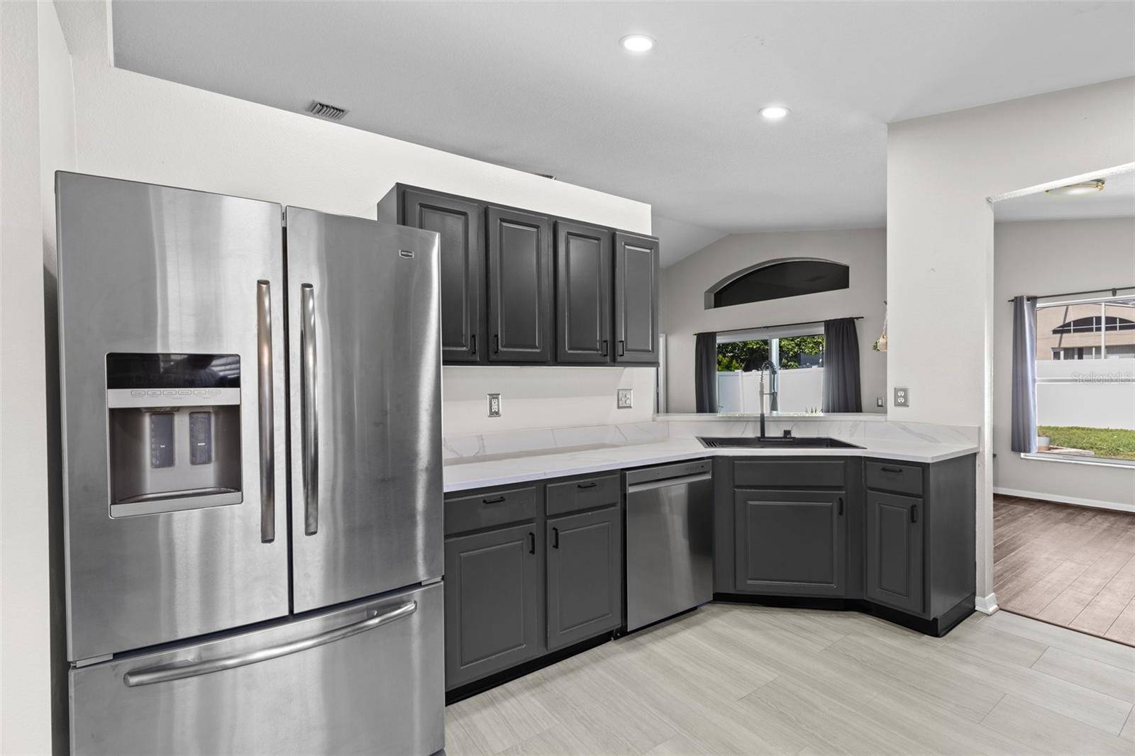 Wesley Chapel, FL 33544,26850 MIDDLEGROUND LOOP