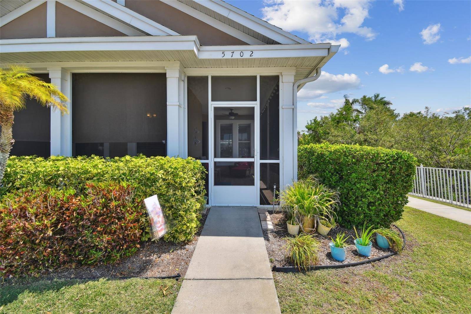 Apollo Beach, FL 33572,5702 TIDES PL
