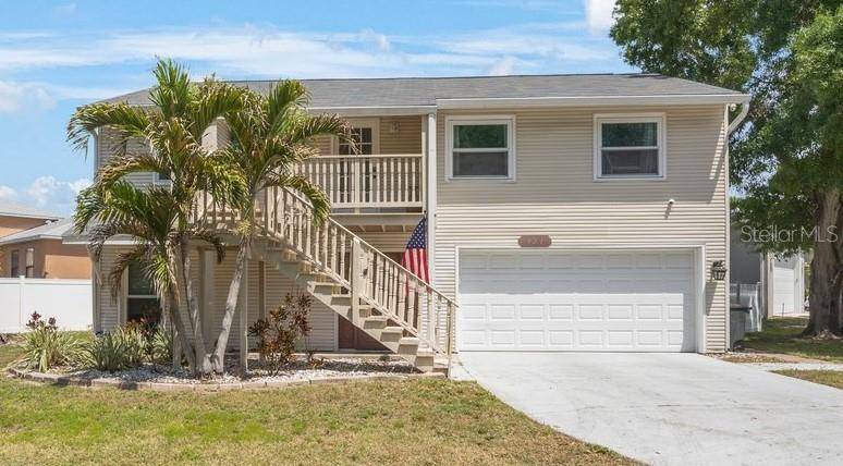 Tarpon Springs, FL 34689,921 LYNNLEA LN