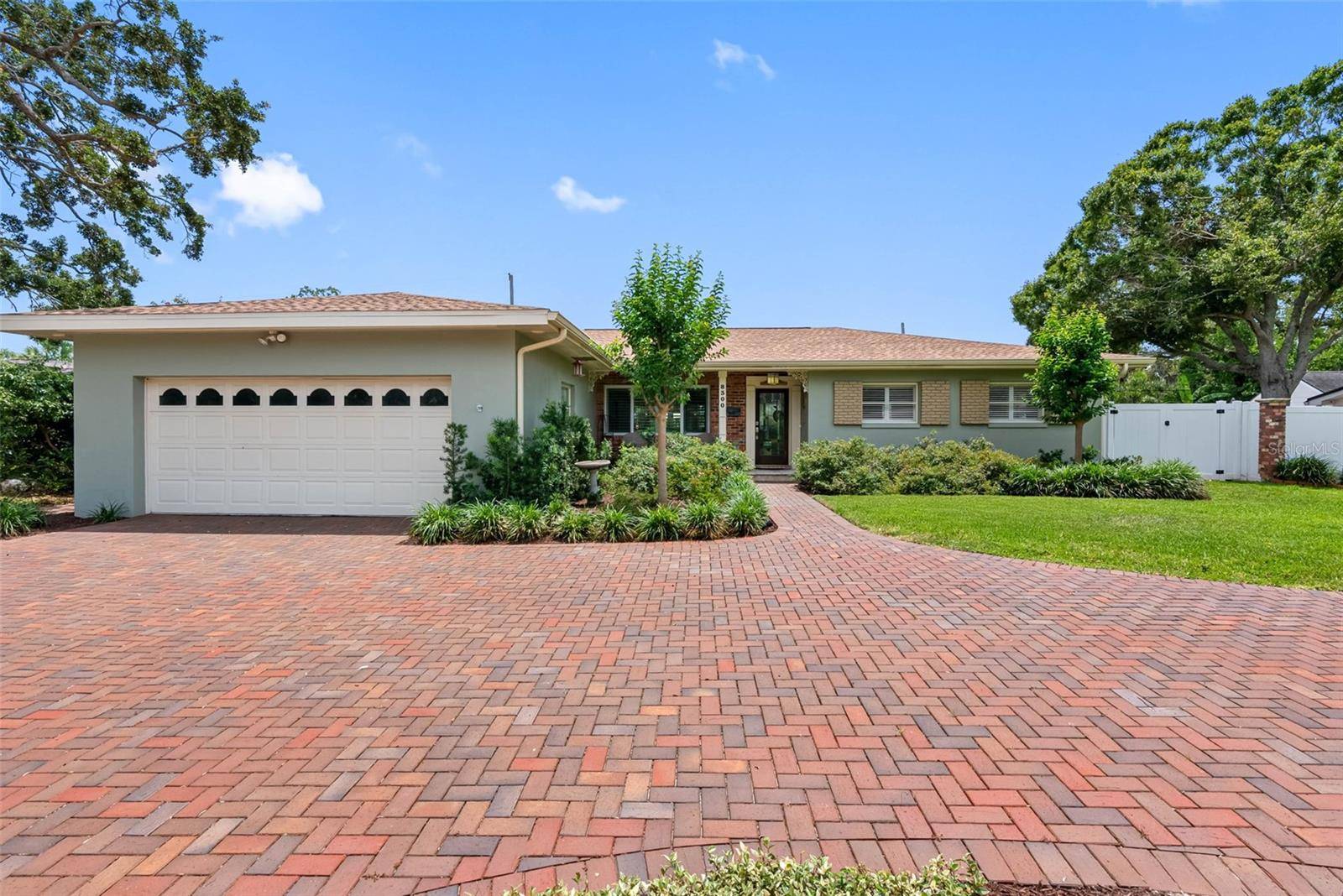 St Petersburg, FL 33710,8300 37TH AVE N