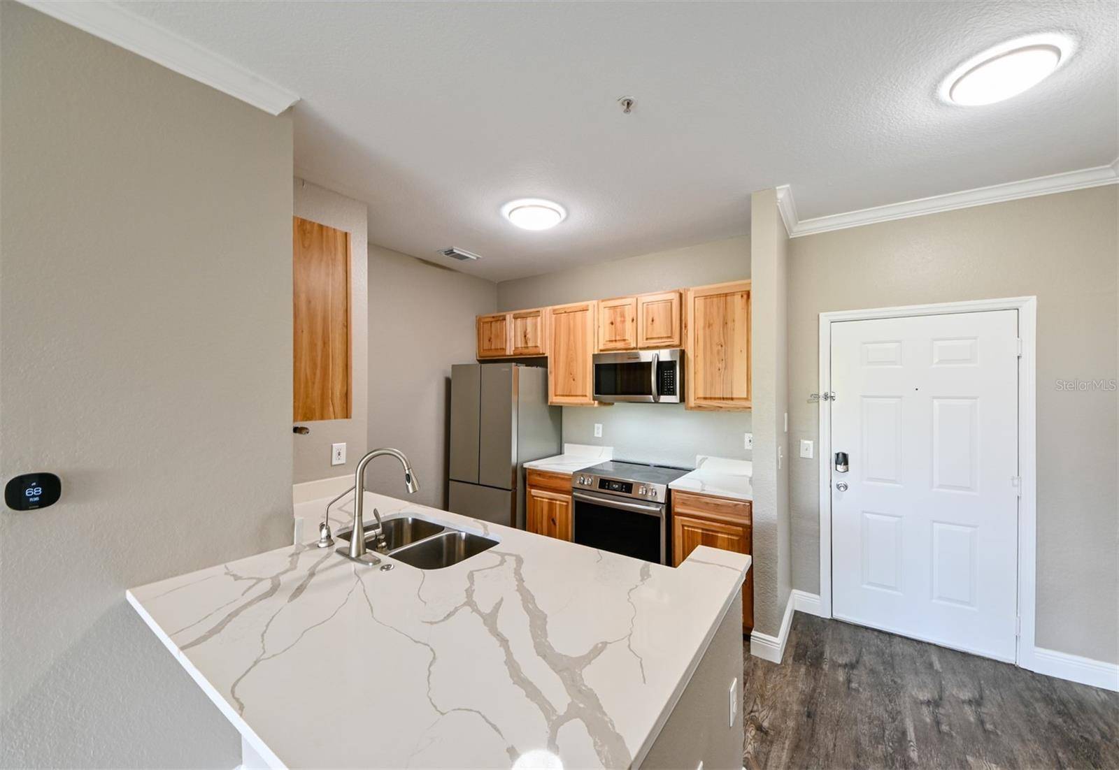 Tampa, FL 33611,5000 CULBREATH KEY WAY #9-104