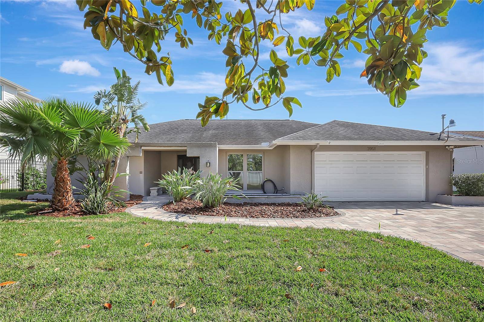 Tampa, FL 33634,3901 E EDEN ROC CIR