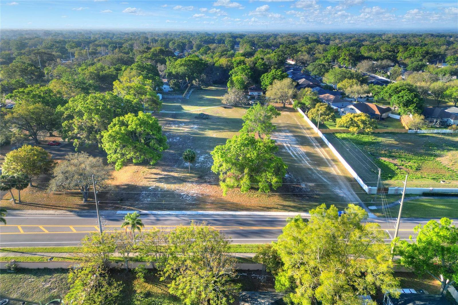 Valrico, FL 33594,4207 E LUMSDEN RD