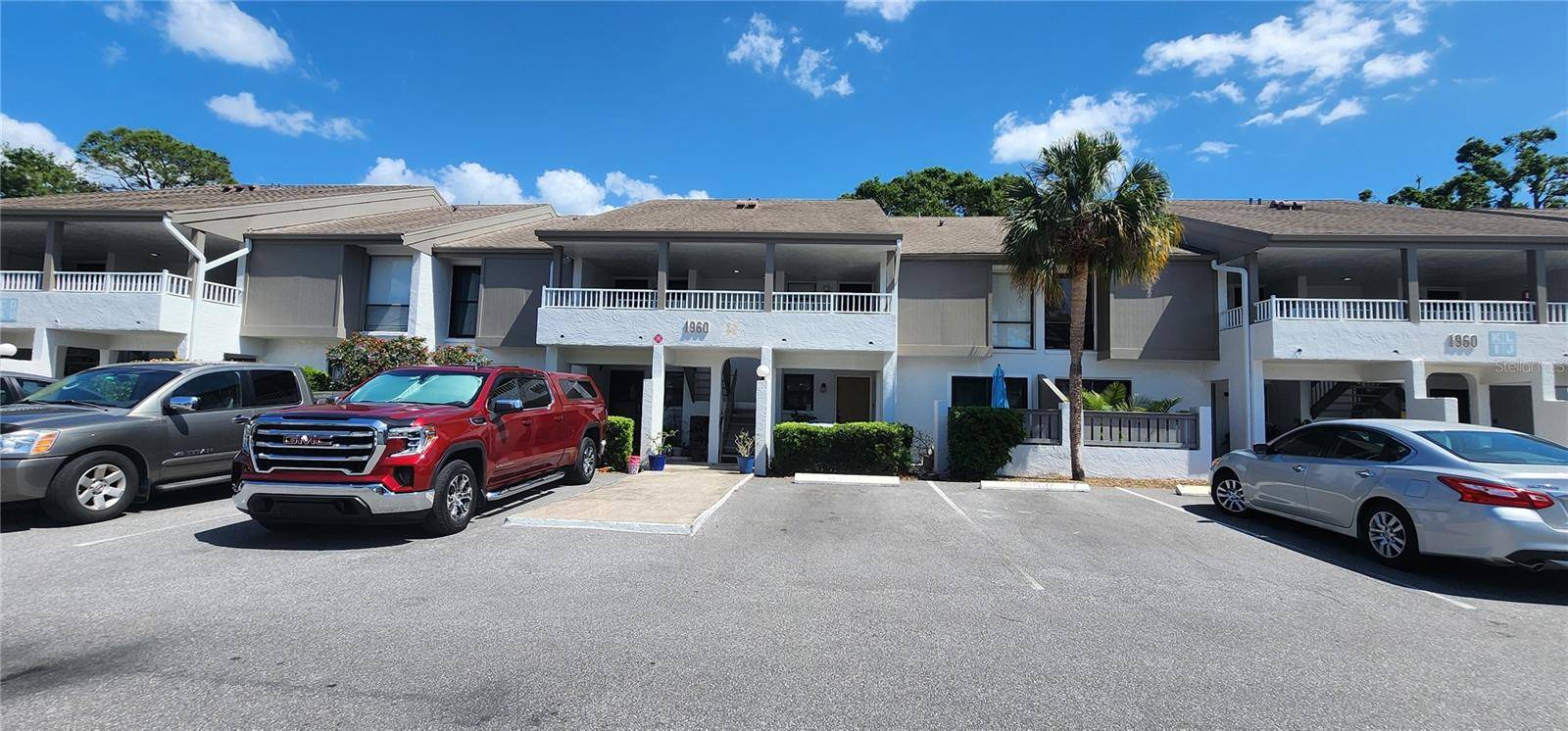St Petersburg, FL 33712,1960 LAKEWOOD CLUB DR S #2-F