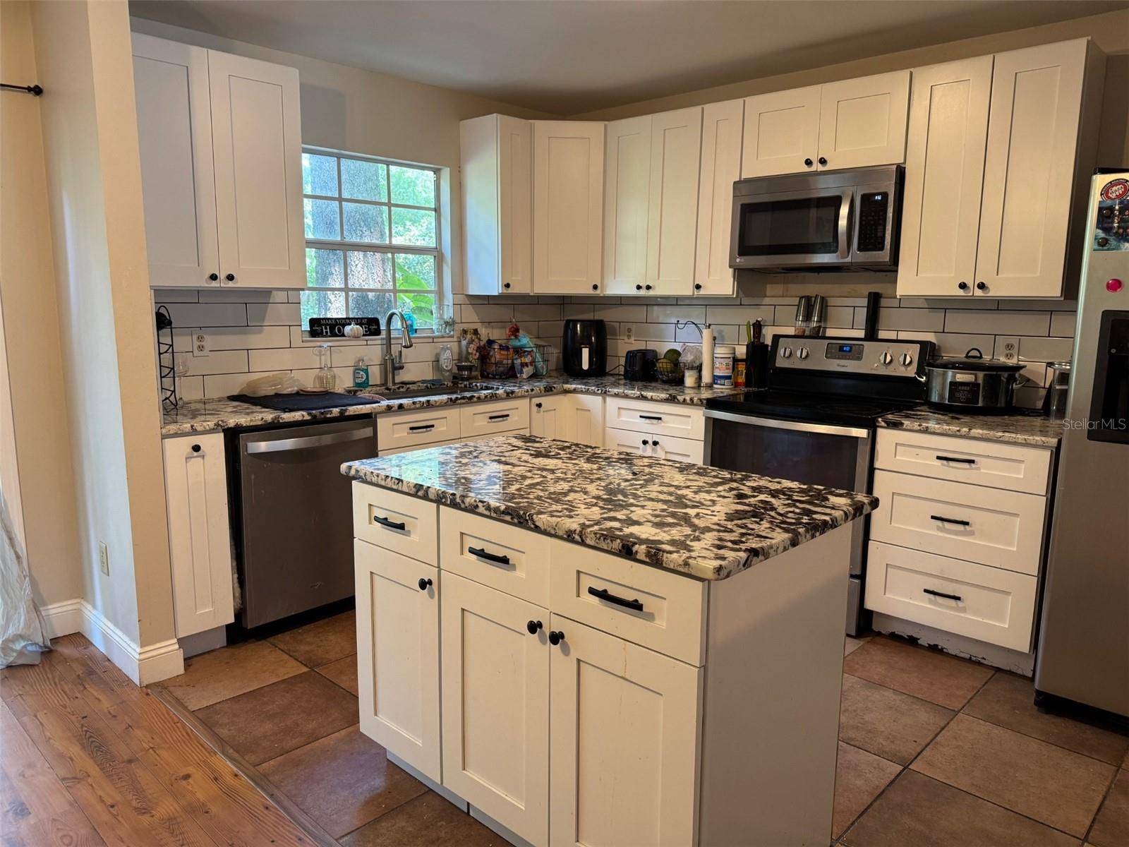 Altamonte Springs, FL 32701,665 OAK HARBOUR DR #115