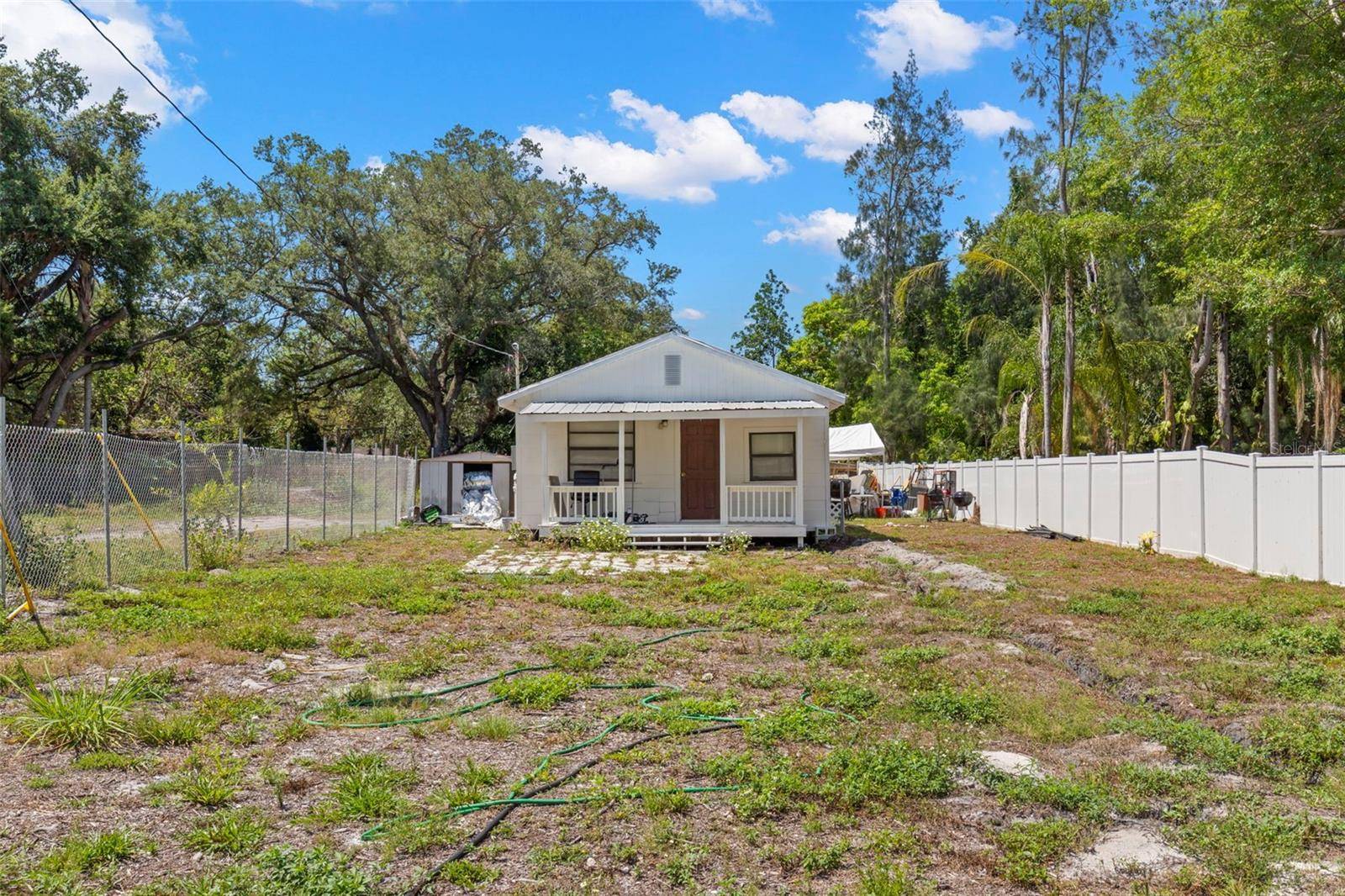 St Petersburg, FL 33702,3310 70TH AVE N