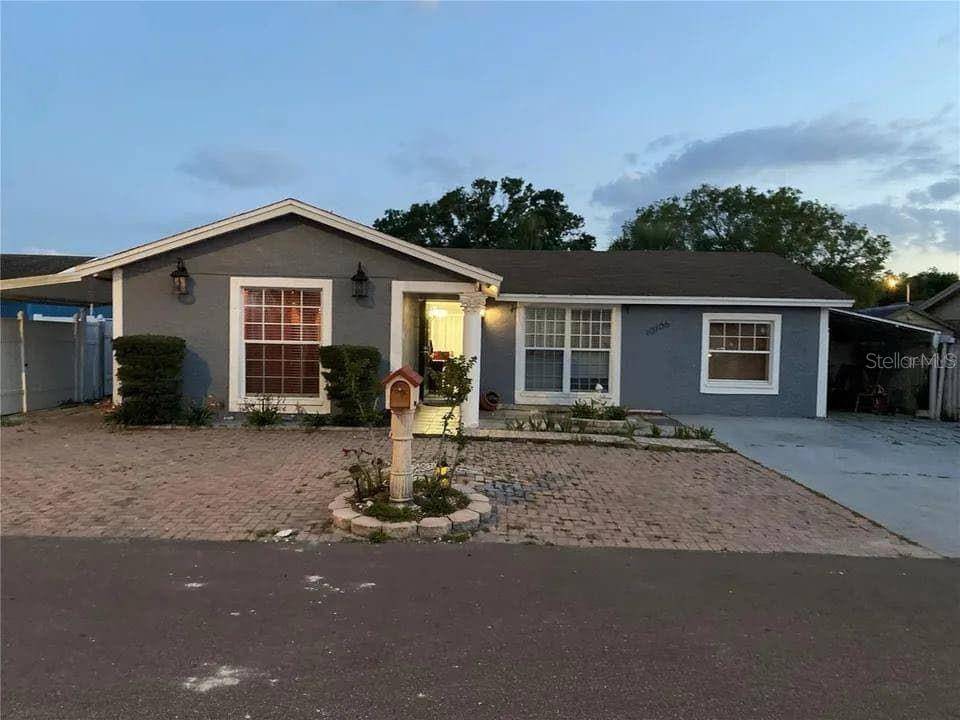 Tampa, FL 33615,10106 WHEATLEY HILLS CT