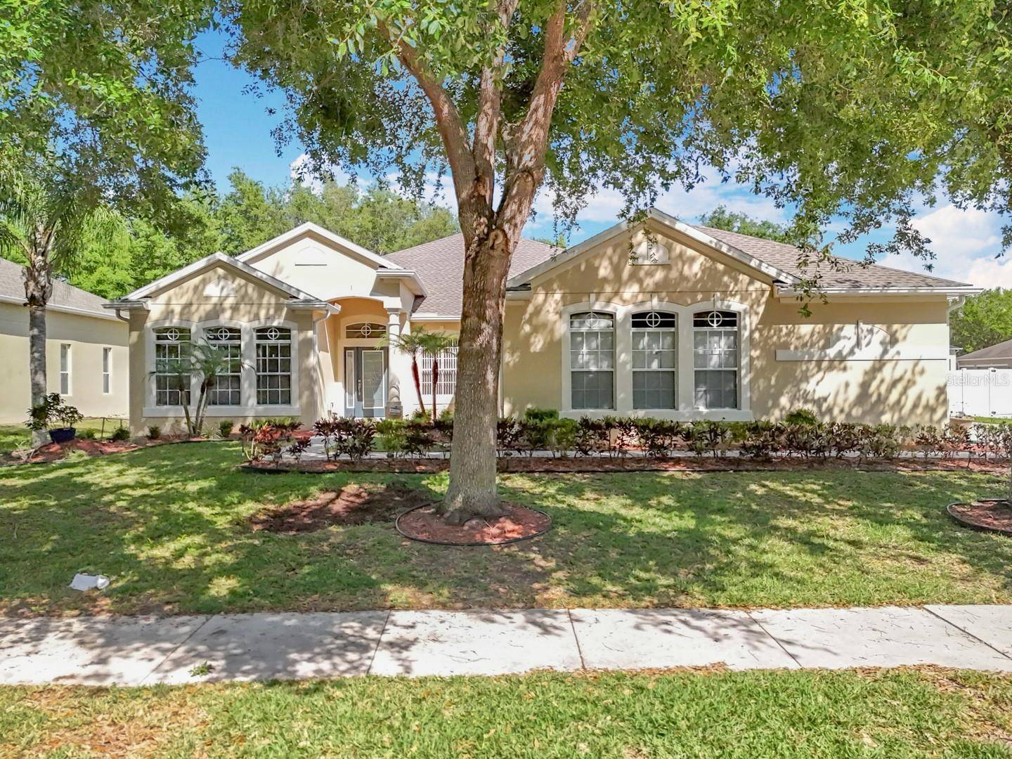 Apopka, FL 32712,2376 HOME AGAIN RD