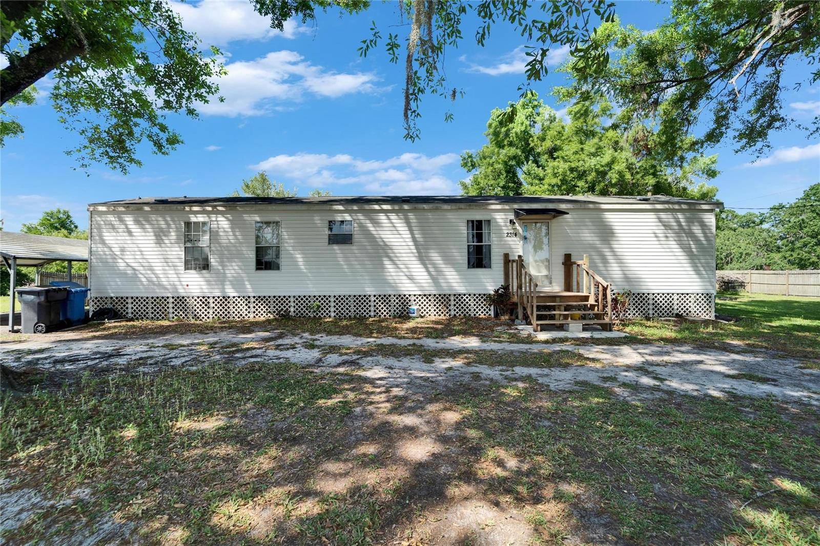 Plant City, FL 33566,2314 HOWELL RD