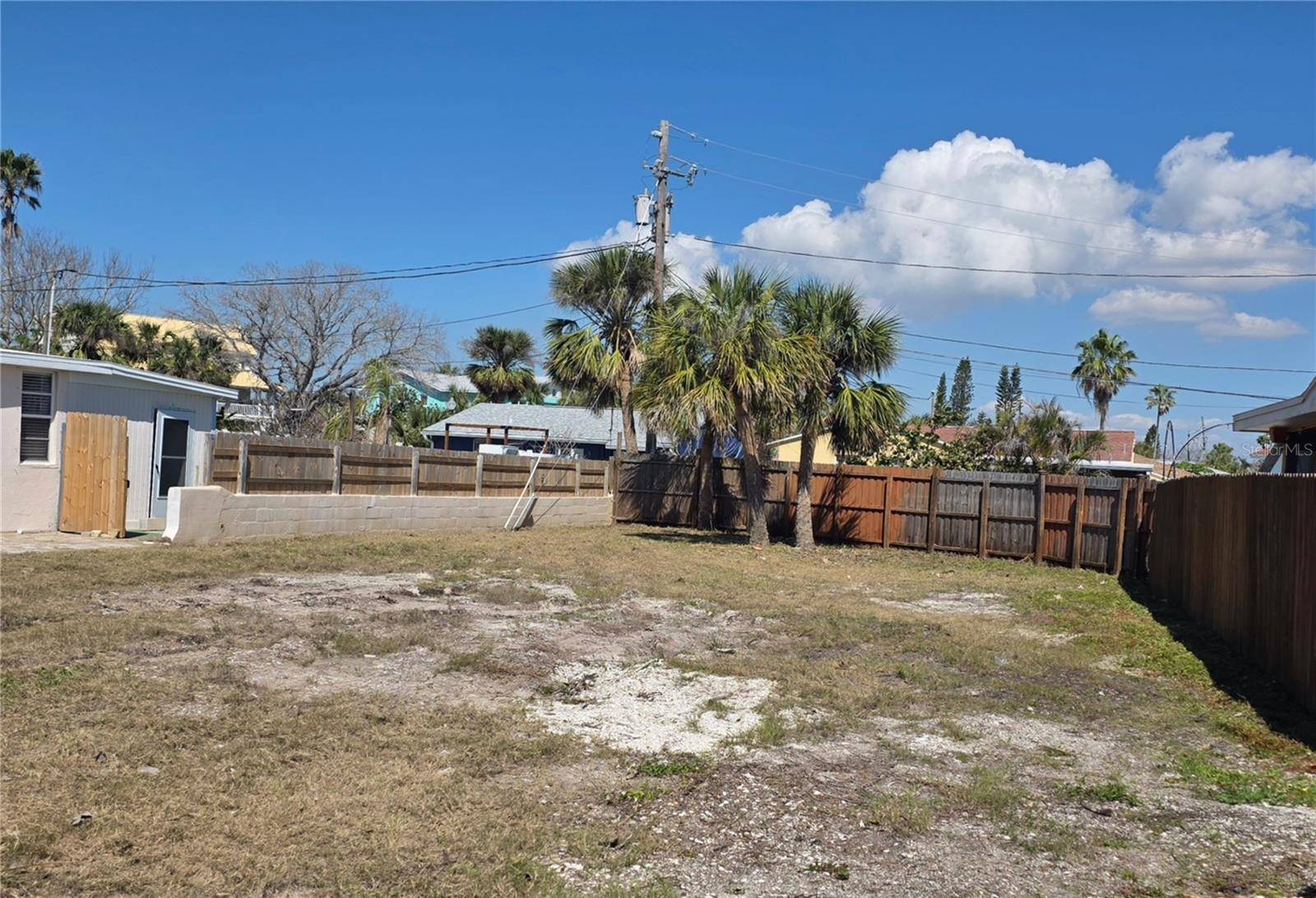 Madeira Beach, FL 33708,432 S BAYSHORE DR