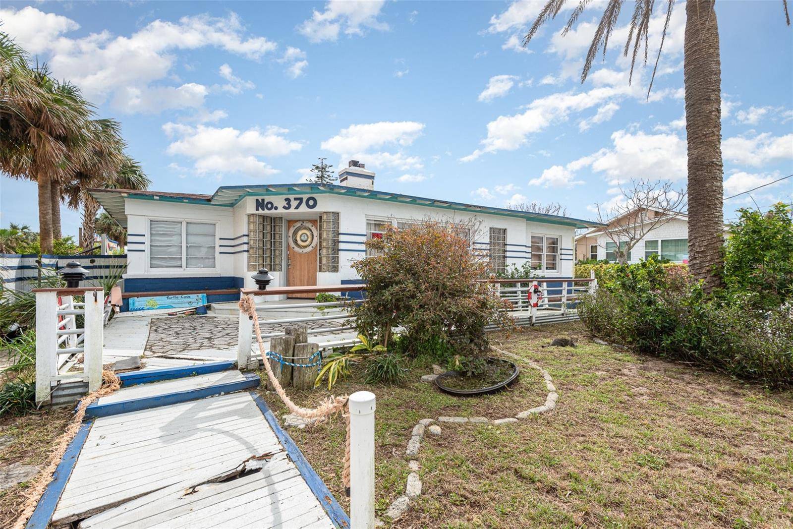 Daytona Beach, FL 32118,370 HARTFORD AVE