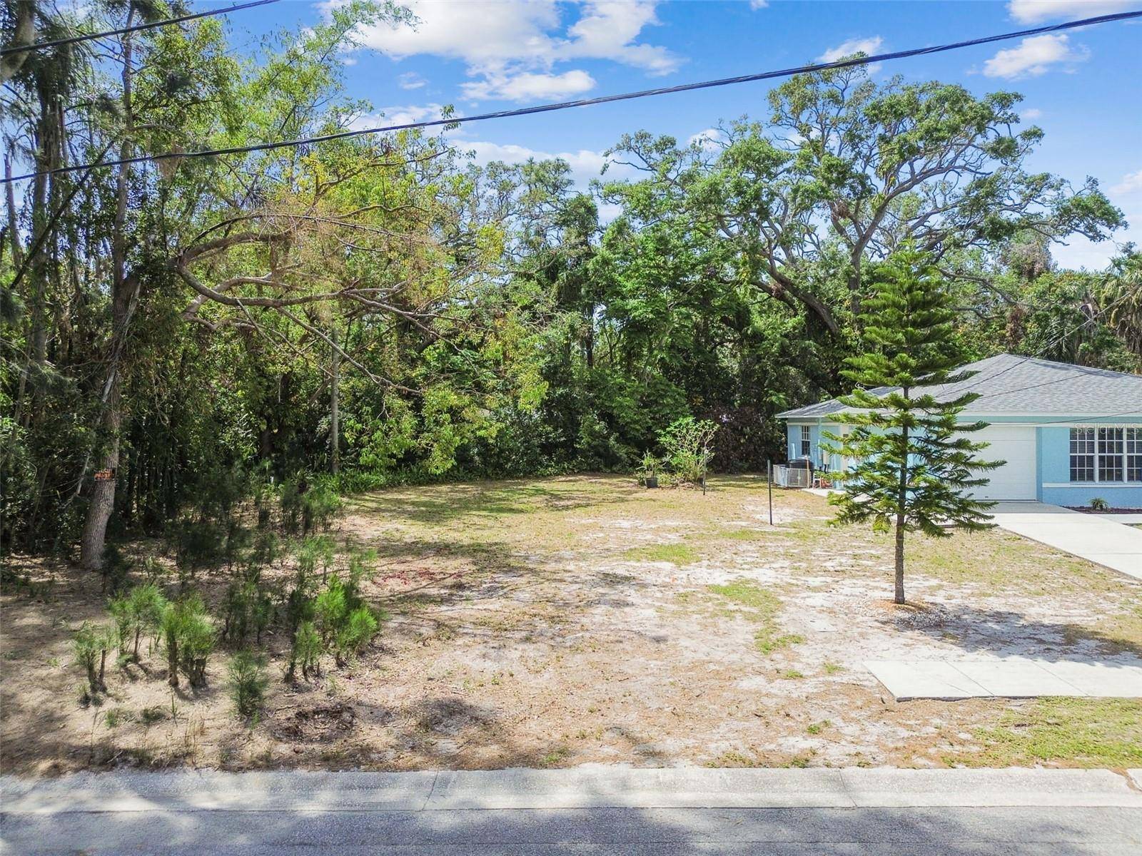 Largo, FL 33770,709 6TH ST NE