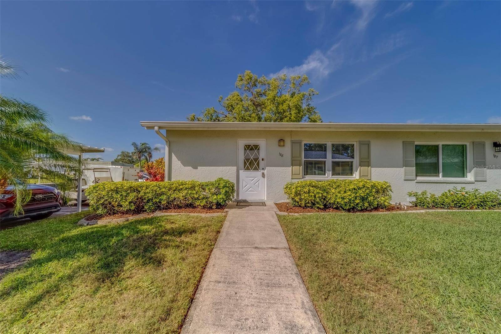 Sun City Center, FL 33573,301 ANDOVER PL S #188