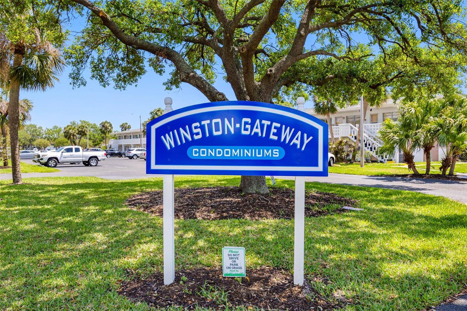 St Petersburg, FL 33702,1000 79TH AVE N #211