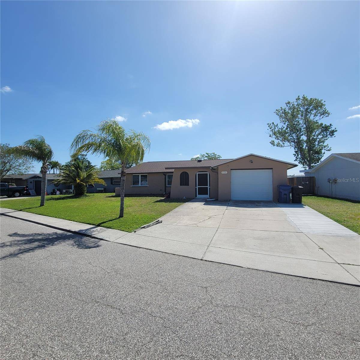 Holiday, FL 34691,2110 SOCIETY DR