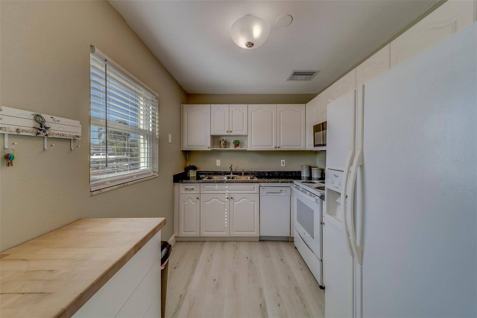 Sun City Center, FL 33573,301 ANDOVER PL S #188