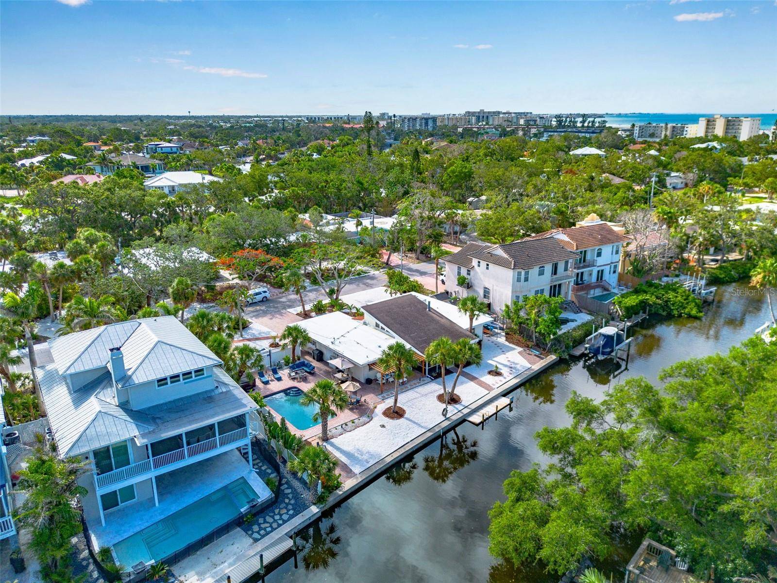 Sarasota, FL 34242,5430 AVENIDA DEL MARE