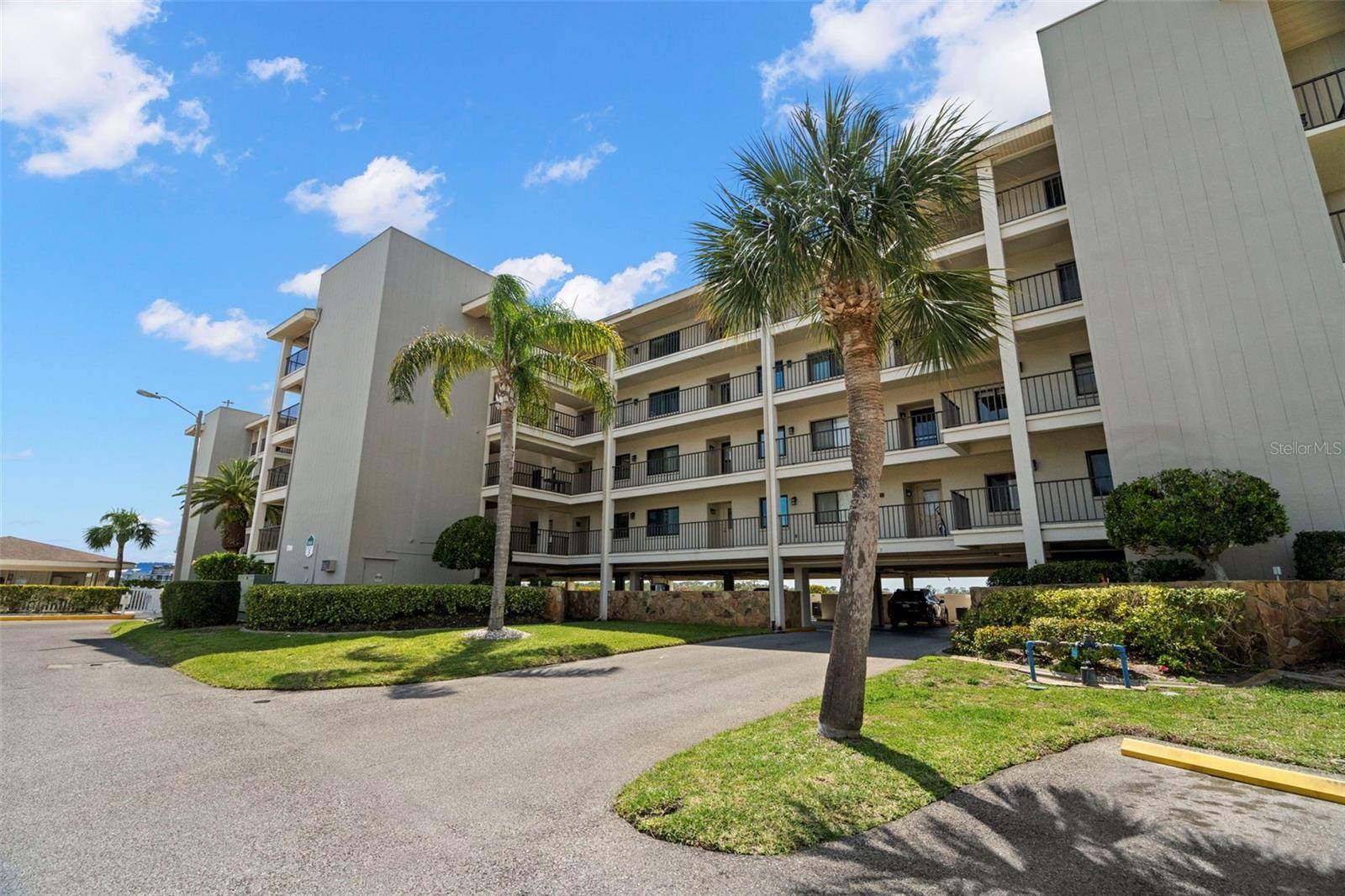 Port Richey, FL 34668,8141 AQUILA ST #342