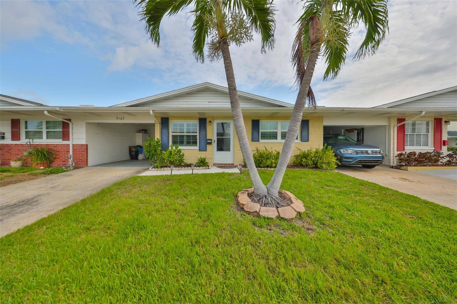 Pinellas Park, FL 33782,5107 DAHLIA ST N
