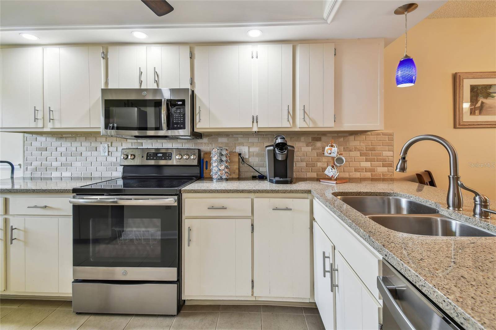 Seminole, FL 33776,9450 HARBOR GREENS WAY #403