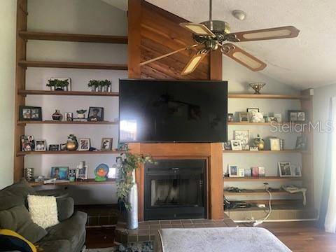 Brandon, FL 33510,1425 CORNER OAKS DR