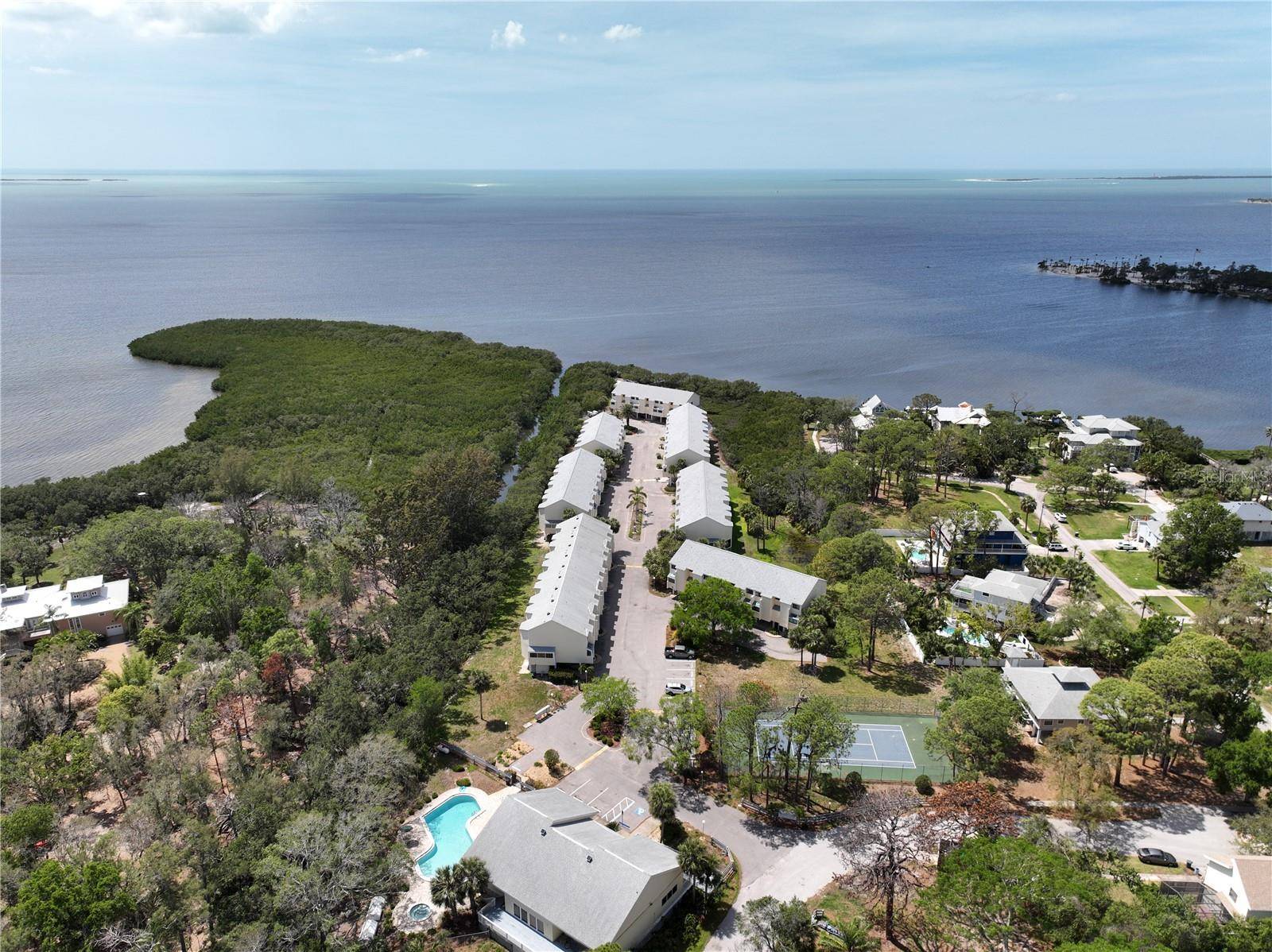 Tarpon Springs, FL 34689,1500 SUNSET RD #C7