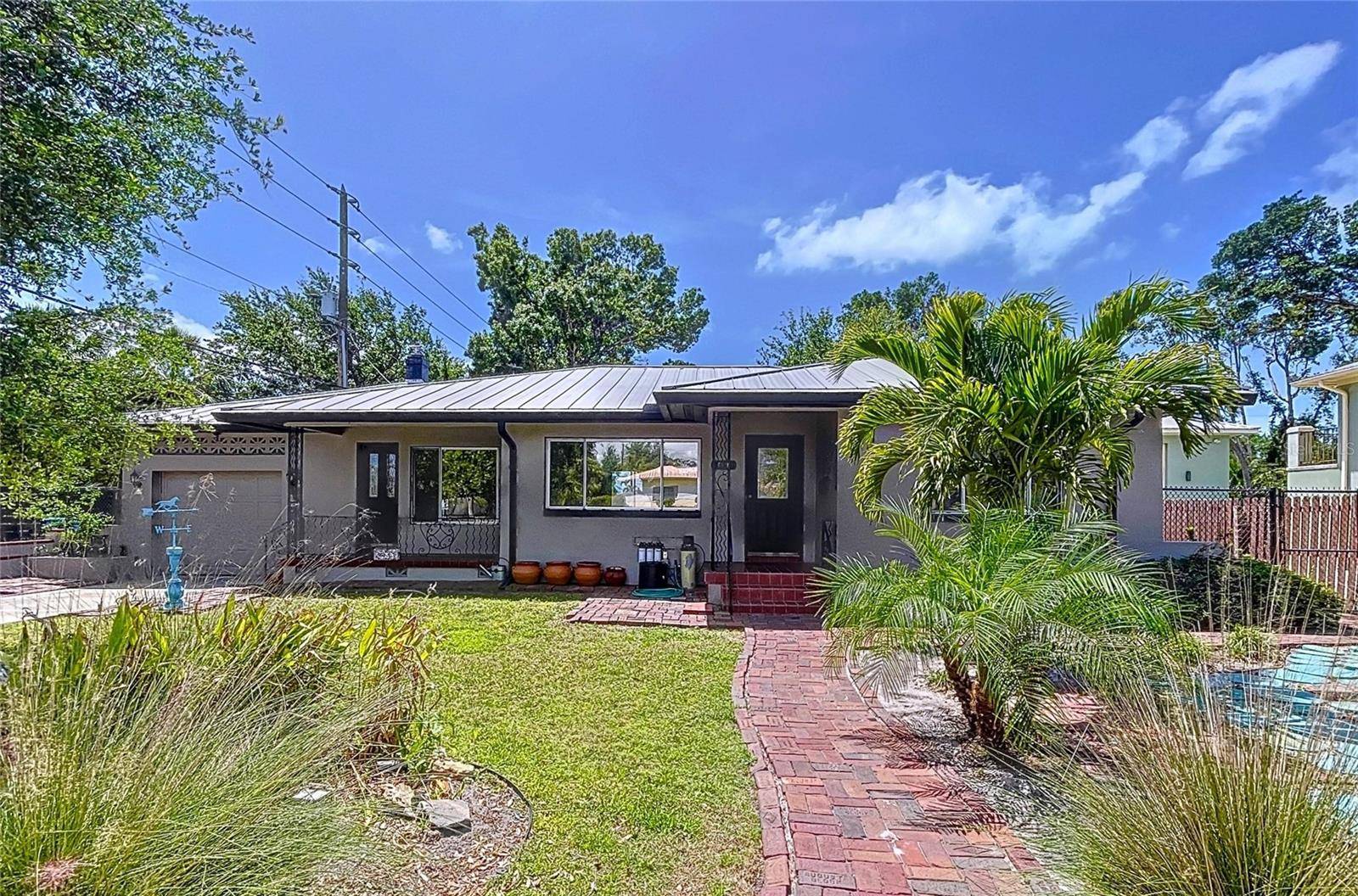 St Petersburg, FL 33707,6920 BOUGAINVILLA AVE S