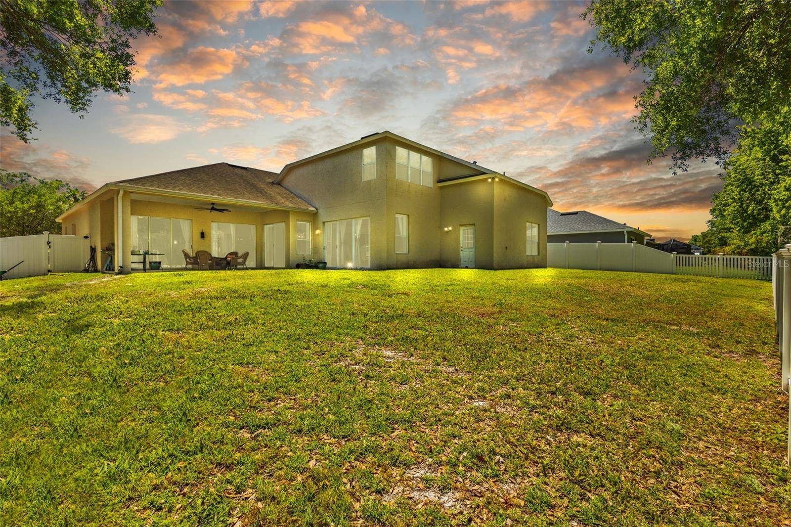 Wesley Chapel, FL 33544,26249 SWORD DANCER DR