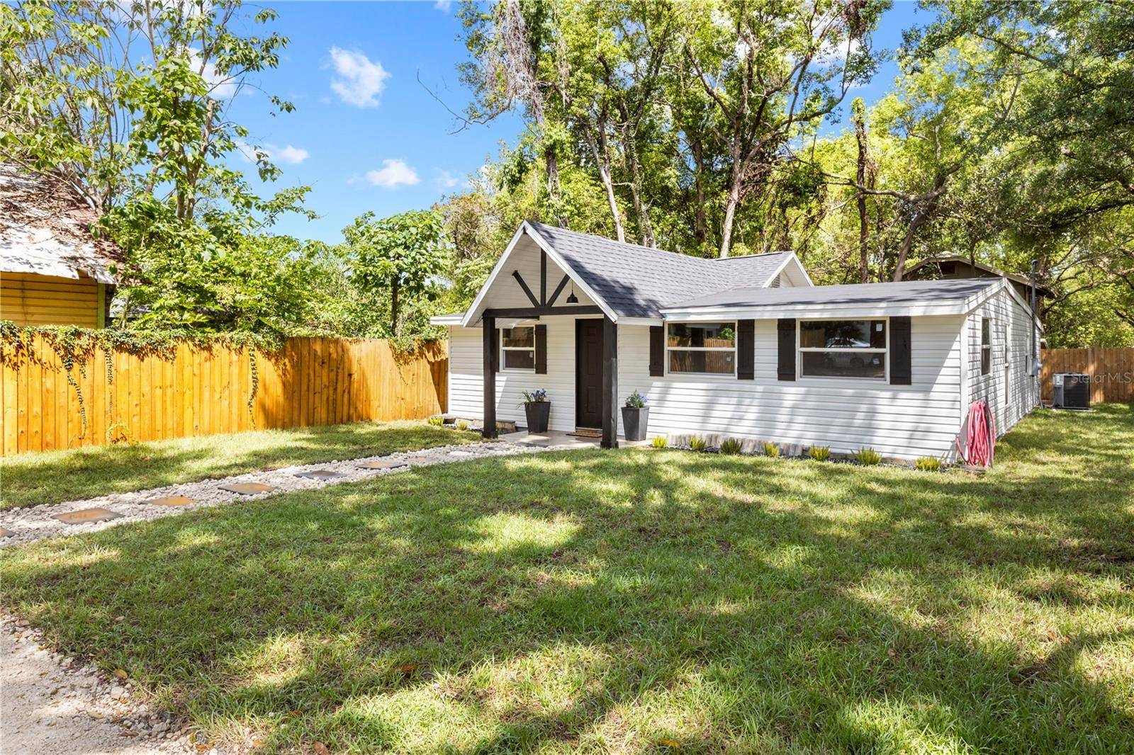 Dade City, FL 33523,37401 MAGNOLIA AVE