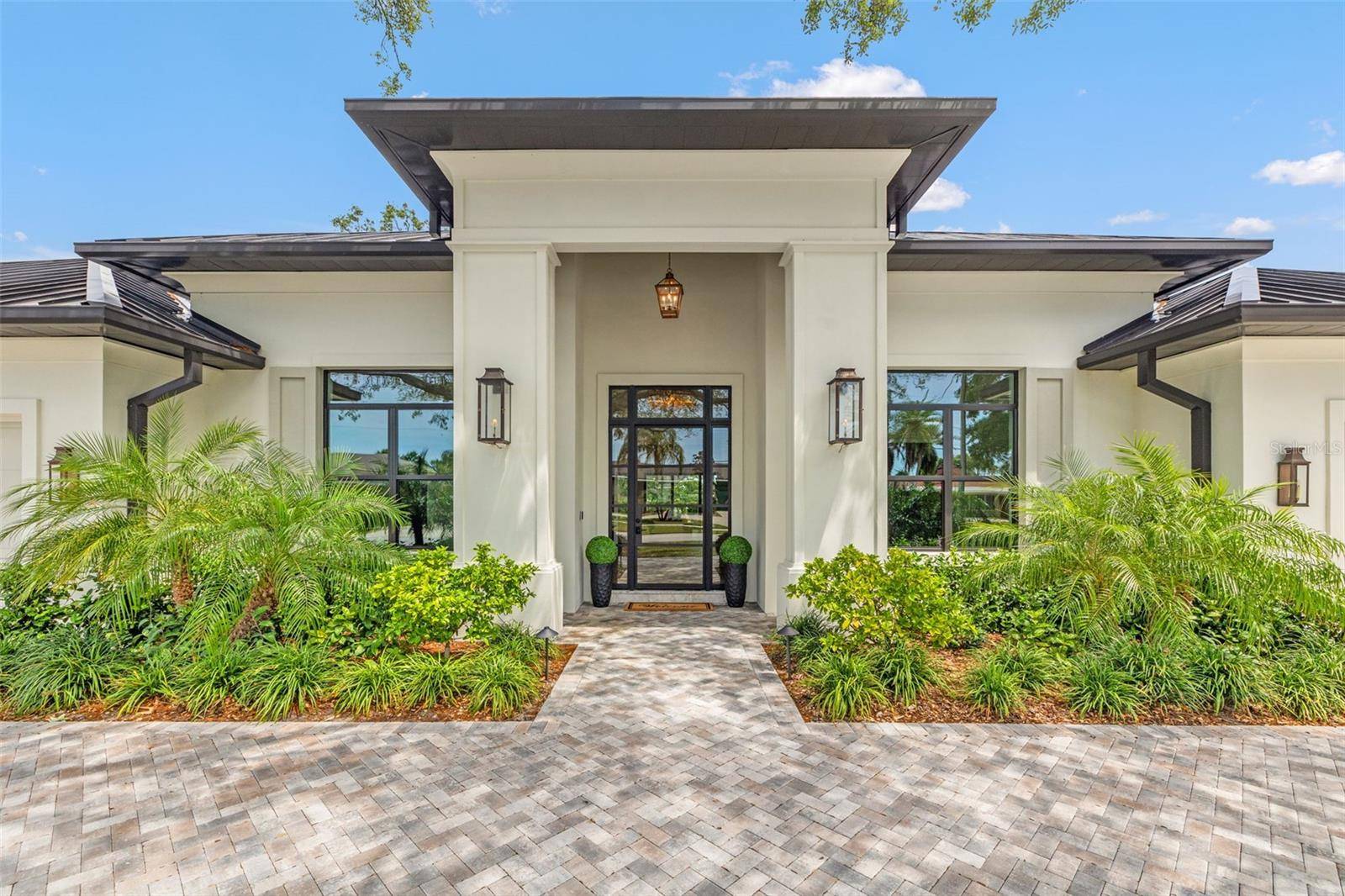 Belleair, FL 33756,634 POINSETTIA RD