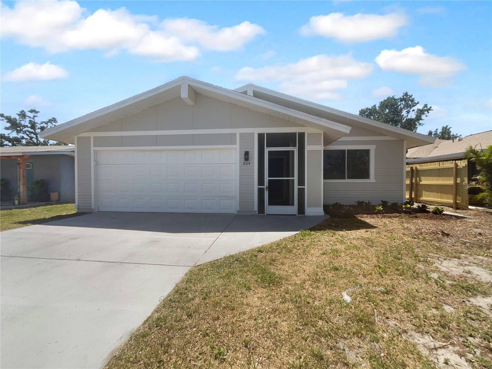 Venice, FL 34285,804 PINELAND AVE