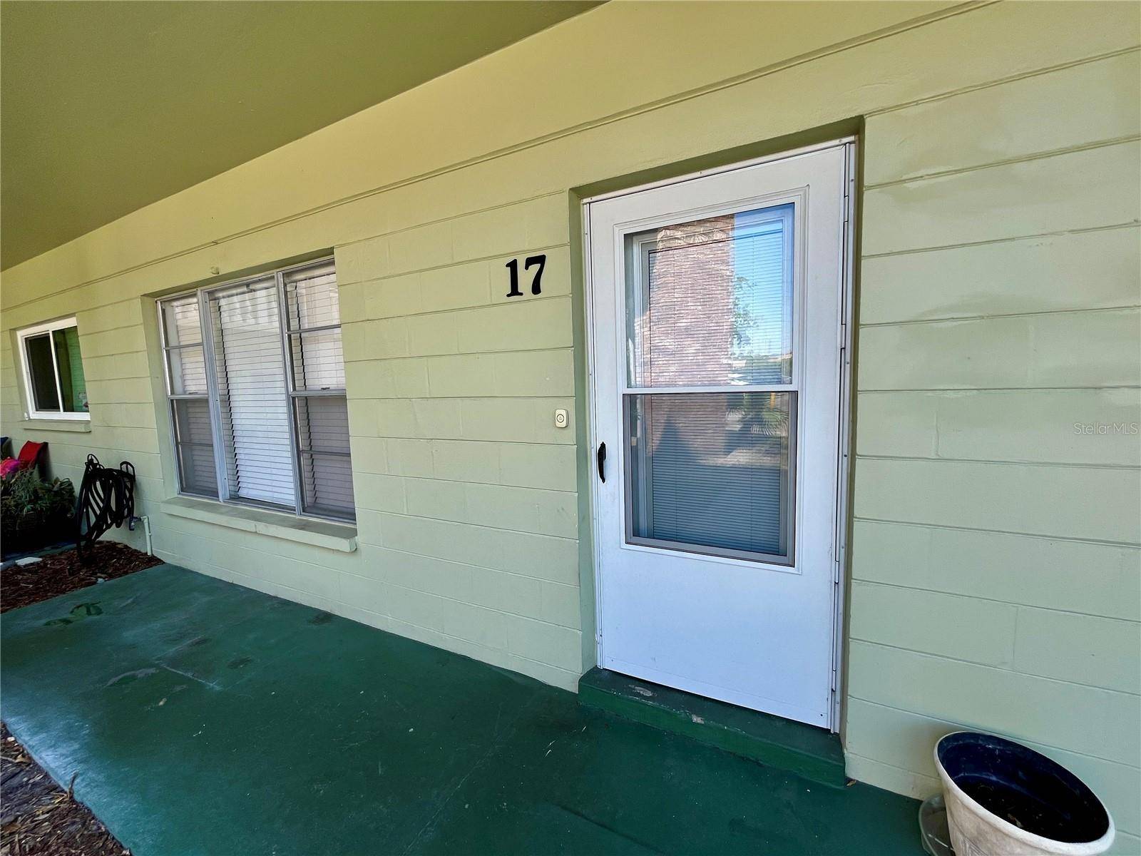 Clearwater, FL 33763,2459 COLUMBIA DR #17