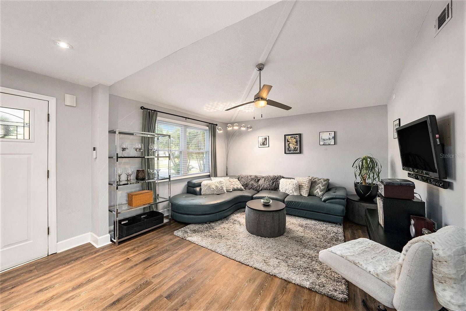 Clearwater, FL 33759,1513 OWEN DR