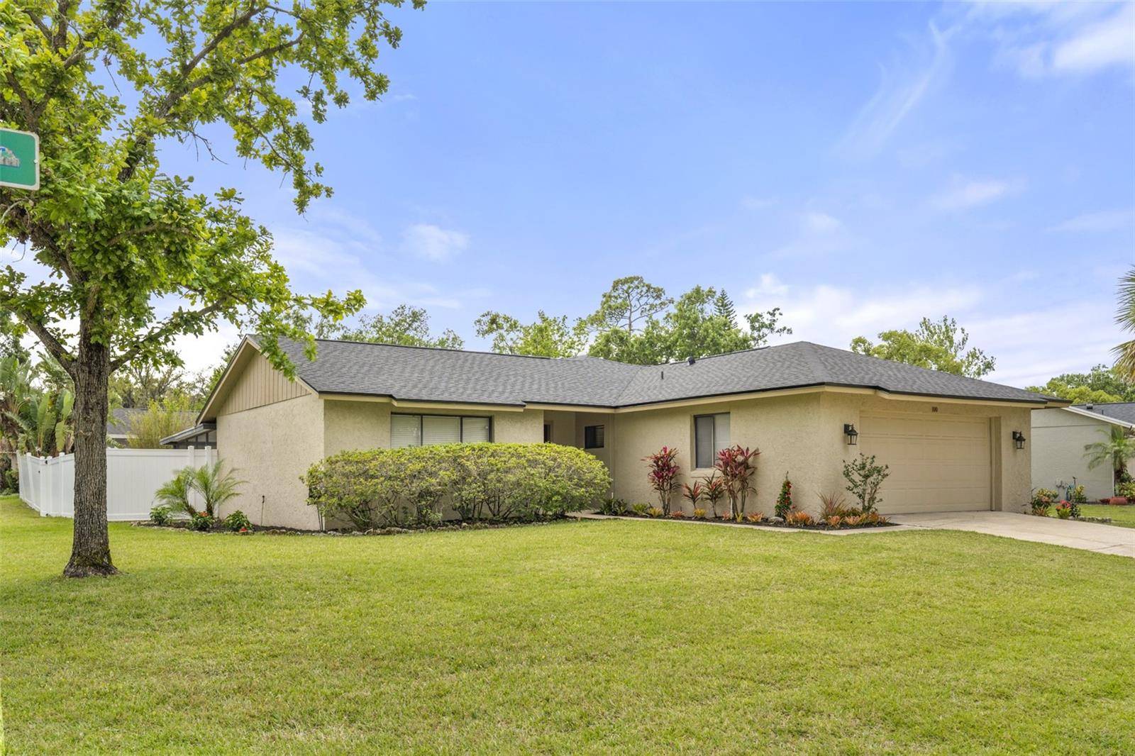 Longwood, FL 32779,100 ESSEX DR