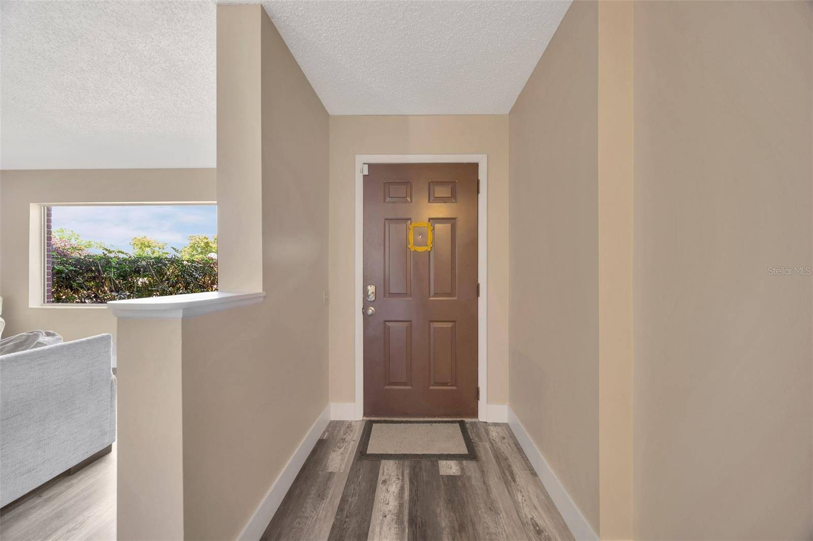 Seffner, FL 33584,406 FOREST OAK DR