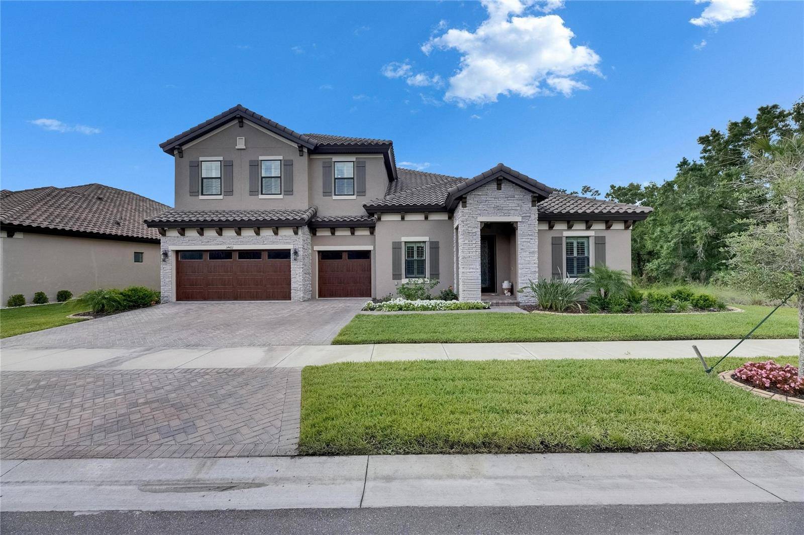 Lithia, FL 33547,14421 SWISS BRIDGE DR