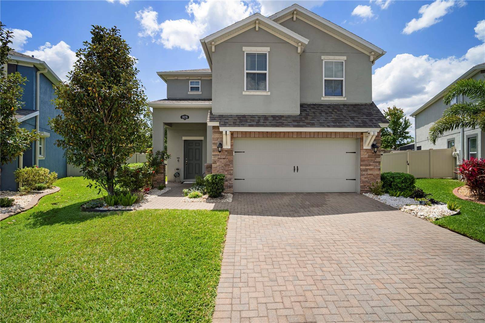 Lutz, FL 33558,19278 ROSEATE DR