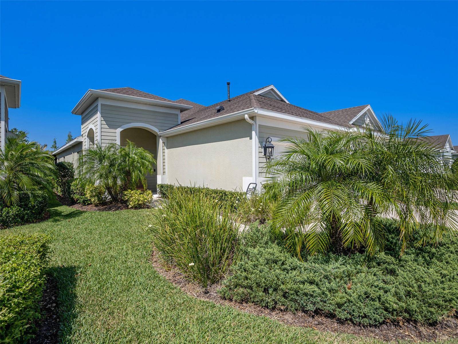 Lithia, FL 33547,13539 CIRCA CROSSING DR