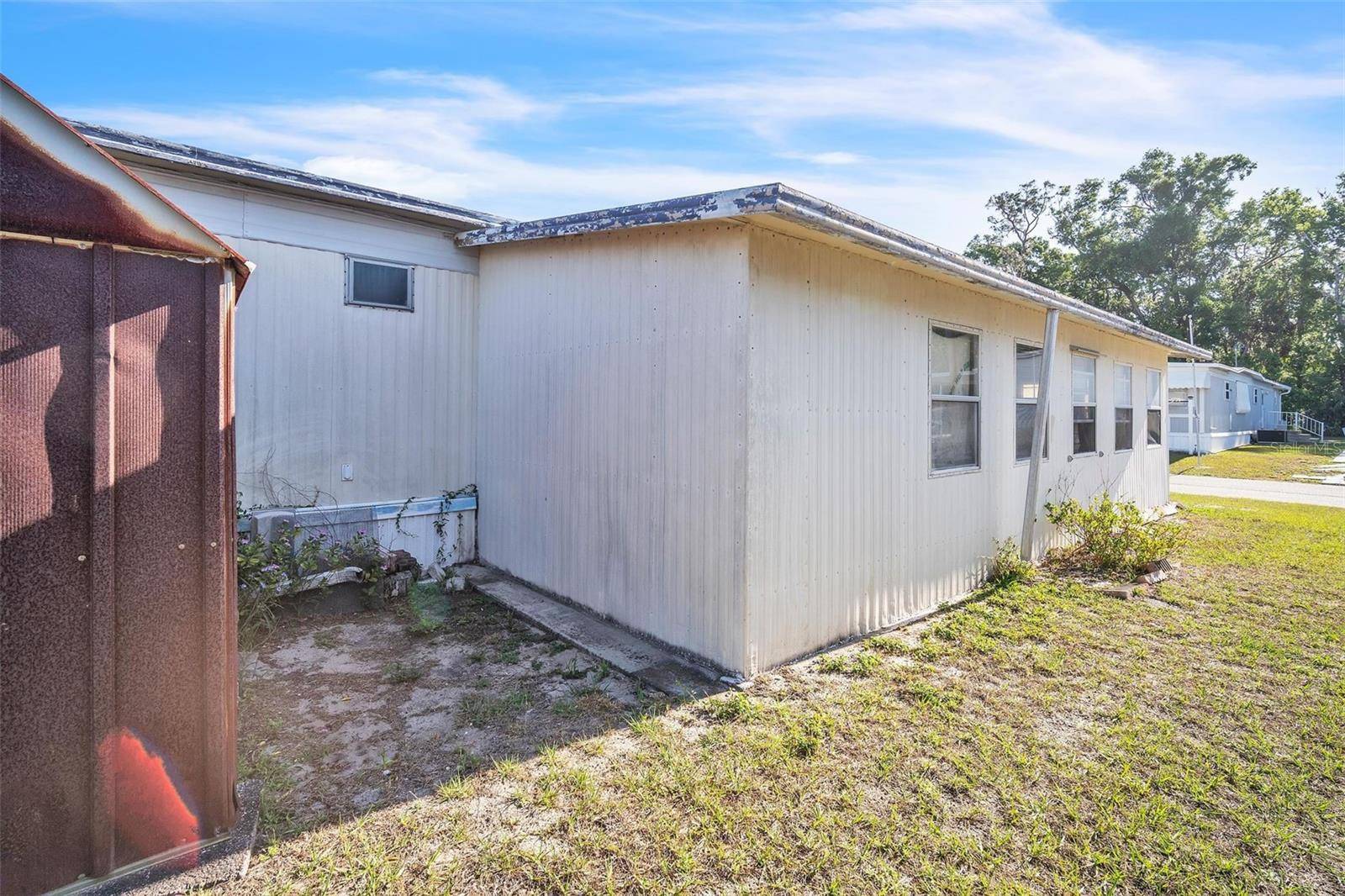 Plant City, FL 33563,1005 WHITEHURST RD #6
