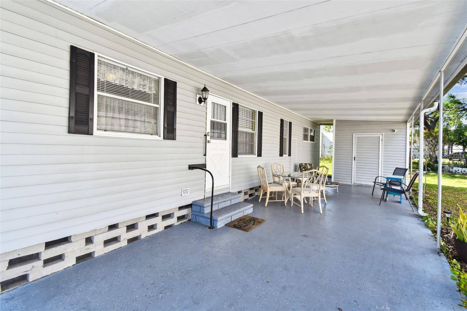 Largo, FL 33778,66 ROYAL PALM CIR