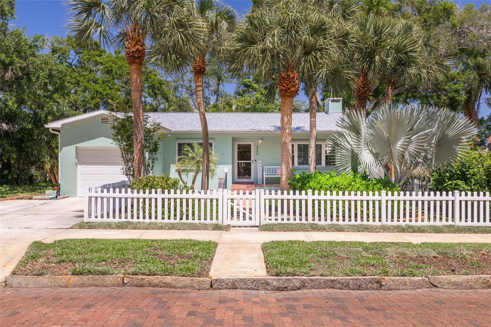 St Petersburg, FL 33710,5229 2ND AVE N