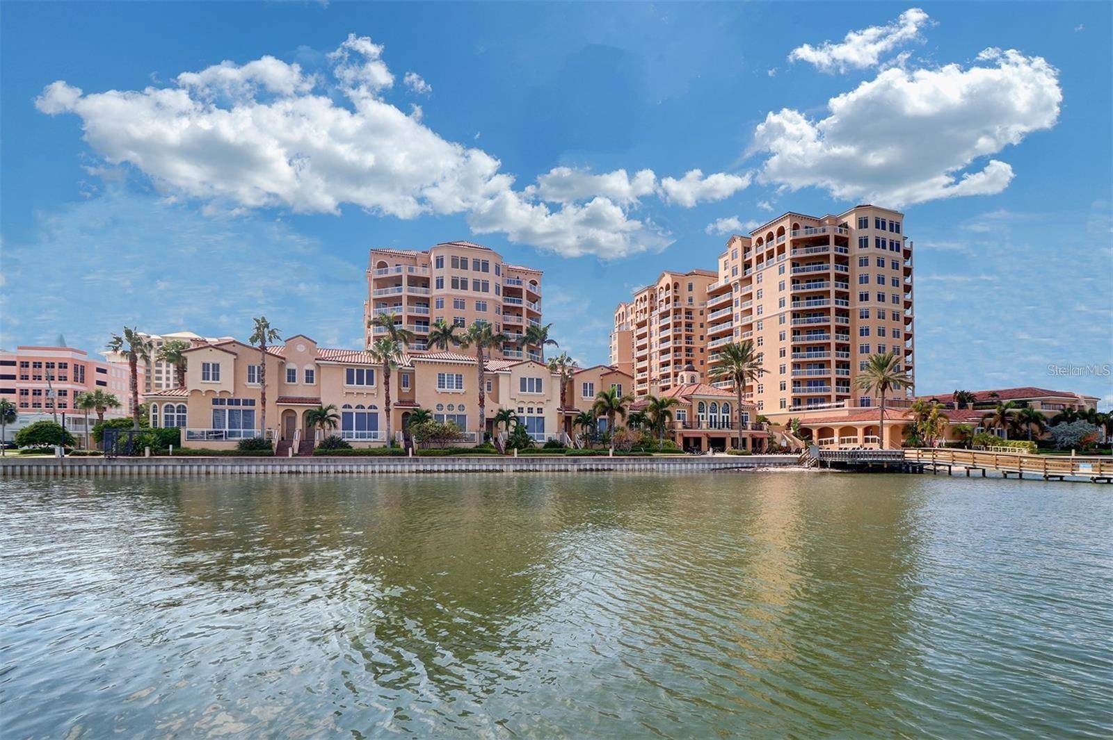 Clearwater Beach, FL 33767,501 MANDALAY AVE #401