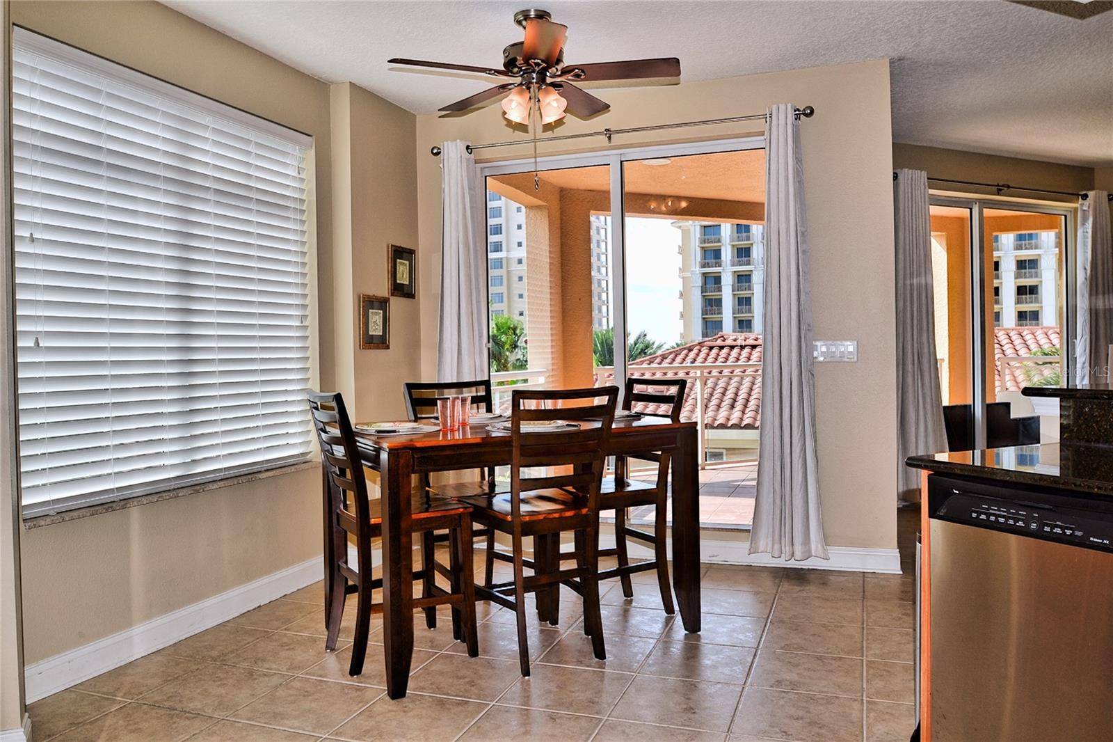 Clearwater Beach, FL 33767,501 MANDALAY AVE #401