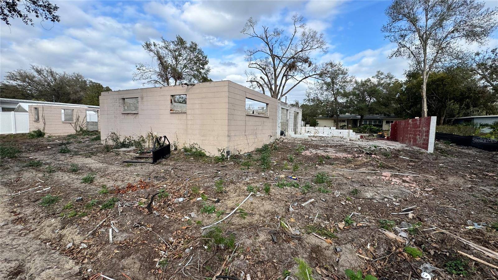 Temple Terrace, FL 33617,512 CAROLYNE ST