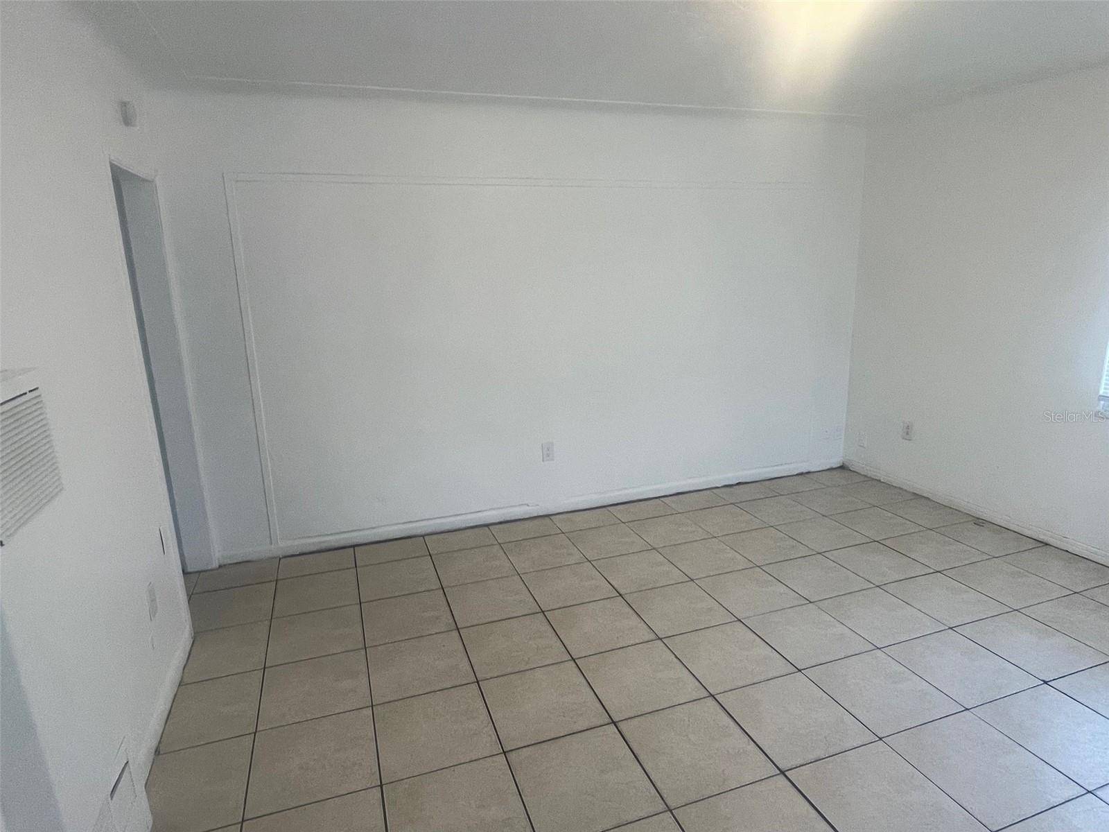 St Petersburg, FL 33705,1201 22ND AVE S #1