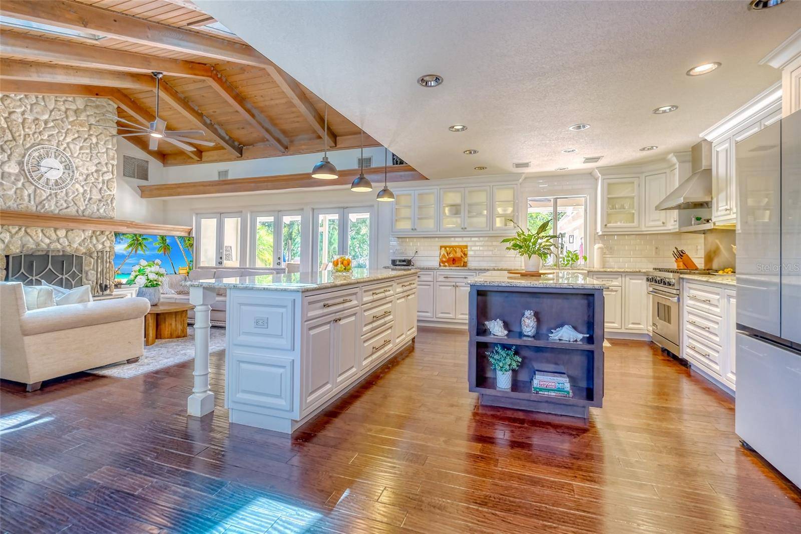Tarpon Springs, FL 34688,898 CYPRESS LAKEVIEW CT