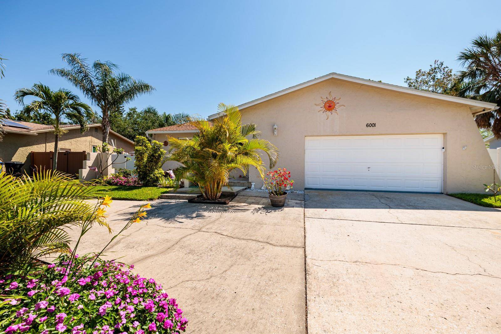 St Petersburg, FL 33703,6001 19TH ST NE