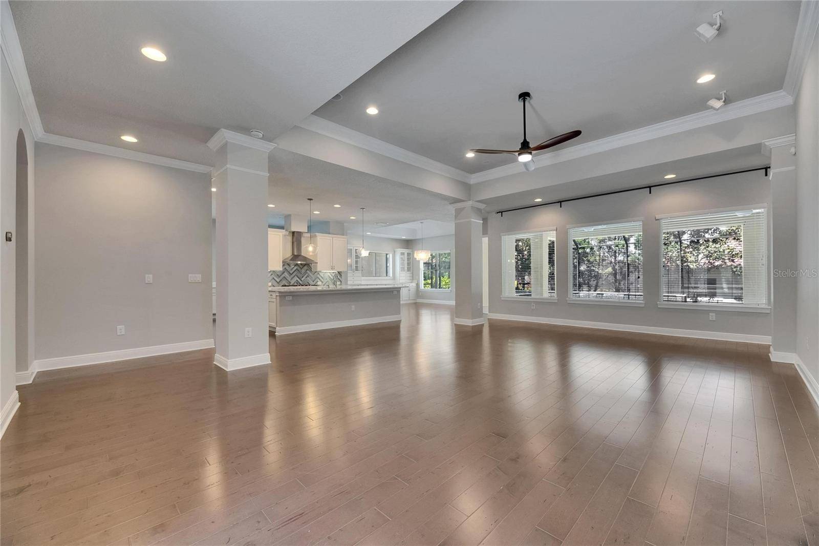 Lithia, FL 33547,5316 CANDLER VIEW DR