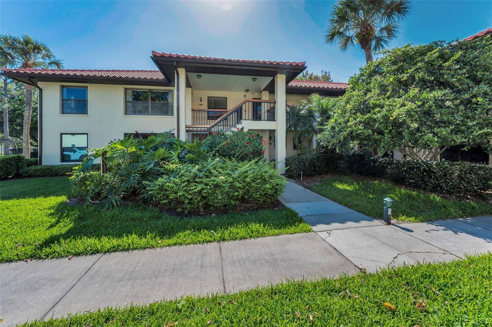 Clearwater, FL 33761,502 HAMMOCK PINE BLVD #502