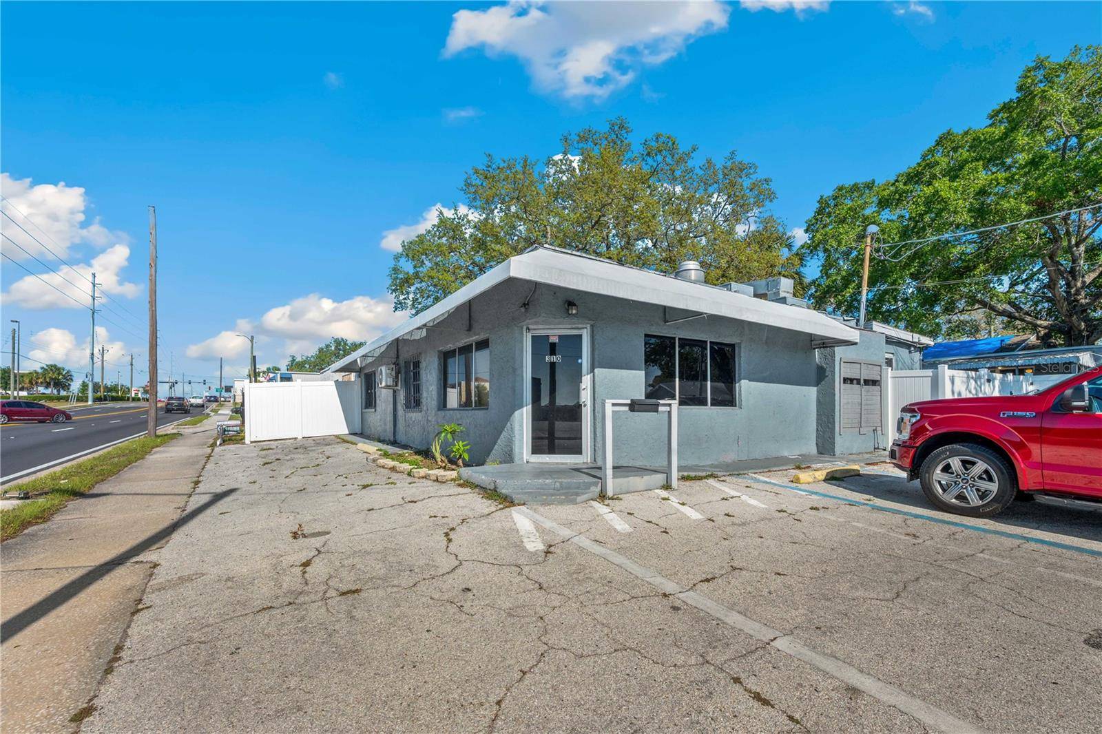 Tampa, FL 33604,308/310 E WATERS AVE